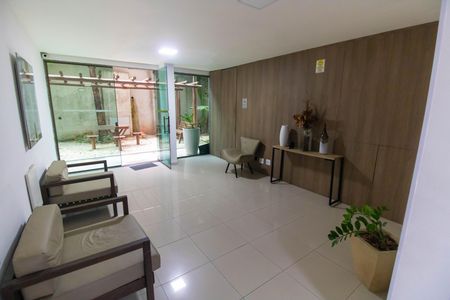 Apartamento à venda com 60m², 2 quartos e 1 vaga Apartamento à venda com 60m², 2 quartos e 1 vagaPortaria