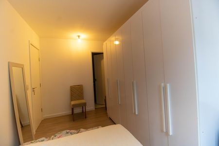 Apartamento à venda com 60m², 2 quartos e 1 vaga Apartamento à venda com 60m², 2 quartos e 1 vagaSuíte