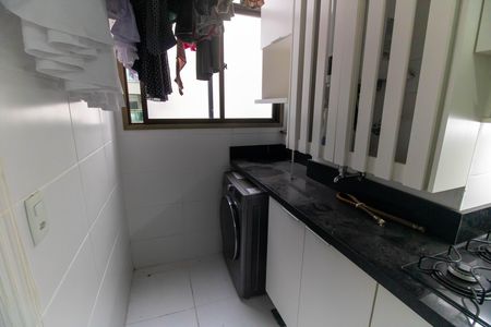 Apartamento à venda com 60m², 2 quartos e 1 vaga Apartamento à venda com 60m², 2 quartos e 1 vagaCozinha e Área de Serviço