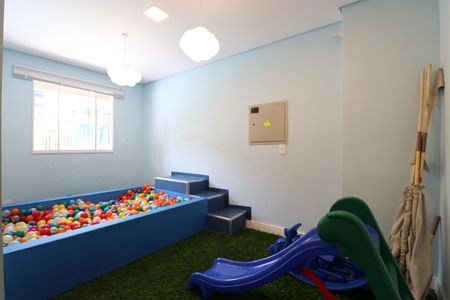 Apartamento à venda com 46m², 2 quartos e sem vagaÁrea comum 