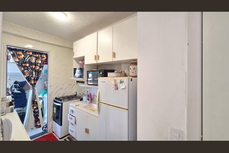 Apartamento à venda com 46m², 2 quartos e sem vaga Apartamento à venda com 46m², 2 quartos e sem vagaCozinha e Área de serviço