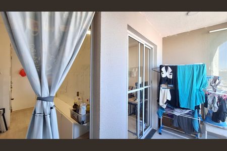 Apartamento à venda com 46m², 2 quartos e sem vaga Apartamento à venda com 46m², 2 quartos e sem vagaVaranda da sala