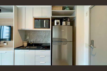 Studio para alugar com 32m², 1 quarto e 1 vaga Studio para alugar com 32m², 1 quarto e 1 vagaCozinha