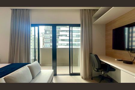 Studio para alugar com 32m², 1 quarto e 1 vaga Studio para alugar com 32m², 1 quarto e 1 vagaStudio