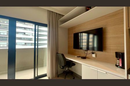 Studio para alugar com 32m², 1 quarto e 1 vaga Studio para alugar com 32m², 1 quarto e 1 vagaStudio