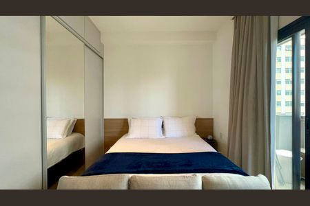 Studio para alugar com 32m², 1 quarto e 1 vaga Studio para alugar com 32m², 1 quarto e 1 vagaStudio