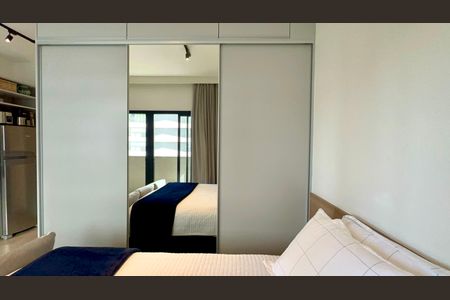 Studio para alugar com 32m², 1 quarto e 1 vaga Studio para alugar com 32m², 1 quarto e 1 vagaStudio