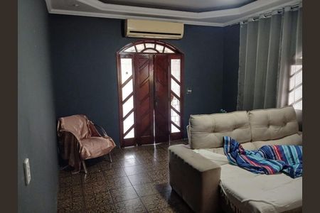 Sala de casa para alugar com 3 quartos, 400m² em Anchieta, Nilópolis