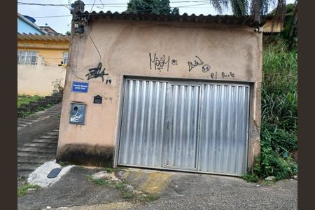 Fachada de casa para alugar com 3 quartos, 400m² em Anchieta, Nilópolis