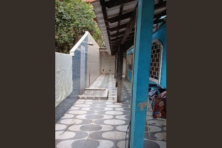 Corredor de casa para alugar com 3 quartos, 400m² em Anchieta, Nilópolis