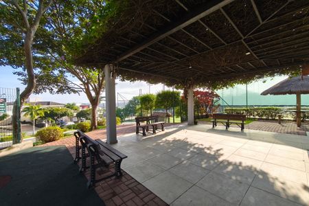Casa de condomínio à venda com 299m², 5 quartos e 4 vagas Casa de condomínio à venda com 299m², 5 quartos e 4 vagasÁrea comum