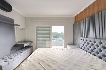 Casa de condomínio à venda com 299m², 5 quartos e 4 vagas Casa de condomínio à venda com 299m², 5 quartos e 4 vagasQuarto Suíte 3