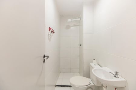 Apartamento para alugar com 33m², 2 quartos e sem vaga Apartamento para alugar com 33m², 2 quartos e sem vagaBanheiro