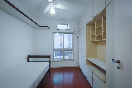 Quarto de apartamento para alugar com 2 quartos, 82m² em Botafogo, Rio de Janeiro