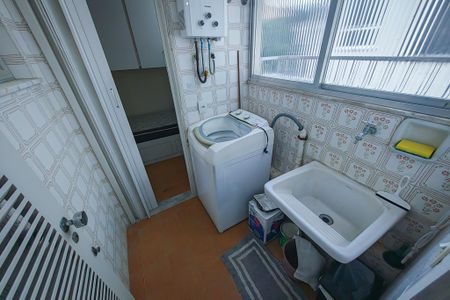 Apartamento para alugar com 82m², 2 quartos e 1 vaga Apartamento para alugar com 82m², 2 quartos e 1 vagaÁrea de Serviço