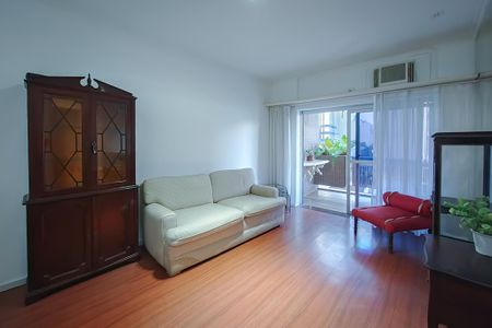 Apartamento para alugar com 82m², 2 quartos e 1 vaga Apartamento para alugar com 82m², 2 quartos e 1 vagaSala