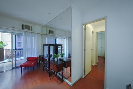 Sala de apartamento para alugar com 2 quartos, 82m² em Botafogo, Rio de Janeiro