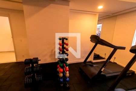 Apartamento à venda com 38m², 2 quartos e 1 vaga Apartamento à venda com 38m², 2 quartos e 1 vagaÁrea comum - Academia