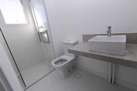 Apartamento à venda com 84m², 2 quartos e 2 vagas Apartamento à venda com 84m², 2 quartos e 2 vagasBANHEIRO SUITE Nº 1