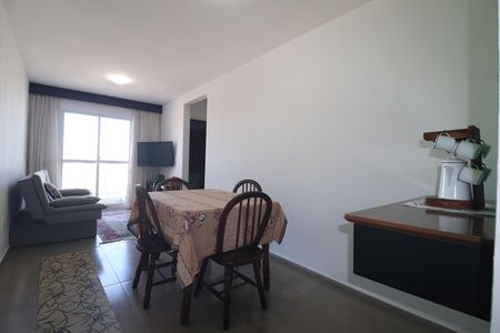 Sala de apartamento para alugar com 2 quartos, 55m² em Jardim Cristiane, Santo André