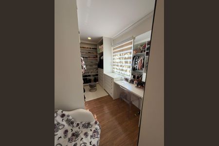 Casa à venda com 190m², 4 quartos e 2 vagas Casa à venda com 190m², 4 quartos e 2 vagasQuarto 1