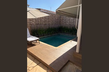 Casa à venda com 190m², 4 quartos e 2 vagas Casa à venda com 190m², 4 quartos e 2 vagasLazer
