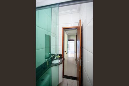 Casa para alugar com 180m², 3 quartos e 4 vagas Casa para alugar com 180m², 3 quartos e 4 vagasBanheiro Social