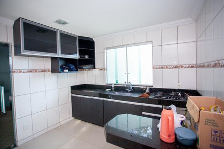 Casa para alugar com 180m², 3 quartos e 4 vagas Casa para alugar com 180m², 3 quartos e 4 vagasCozinha e Área de Serviço