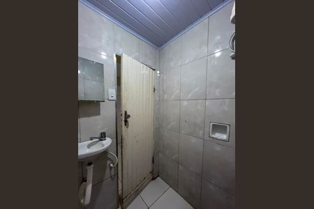Casa de condomínio para alugar com 60m², 2 quartos e sem vaga Casa de condomínio para alugar com 60m², 2 quartos e sem vagaBanheiro