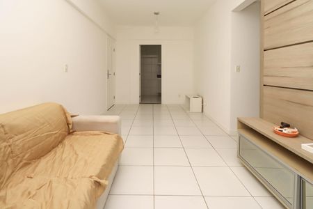 Sala de apartamento para alugar com 3 quartos, 78m² em Saboeiro, Salvador