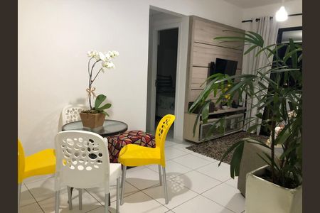 Sala de apartamento para alugar com 3 quartos, 78m² em Saboeiro, Salvador