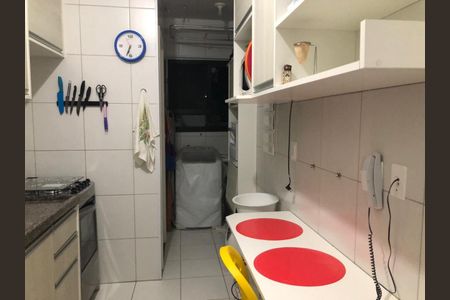 Cozinha de apartamento para alugar com 3 quartos, 78m² em Saboeiro, Salvador
