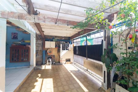 Casa para alugar com 100m², 2 quartos e 1 vaga Casa para alugar com 100m², 2 quartos e 1 vagaGaragem