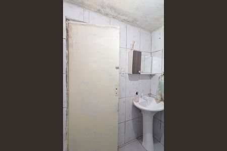 Casa para alugar com 100m², 2 quartos e 1 vaga Casa para alugar com 100m², 2 quartos e 1 vagaBanheiro