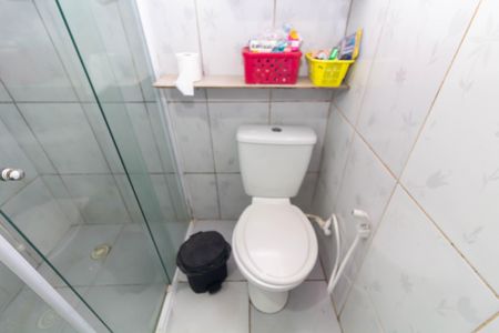 Casa para alugar com 100m², 2 quartos e 1 vaga Casa para alugar com 100m², 2 quartos e 1 vagaBanheiro