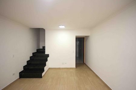 Casa para alugar com 3 quartos, 150m² em Vila Ema, São Paulo
