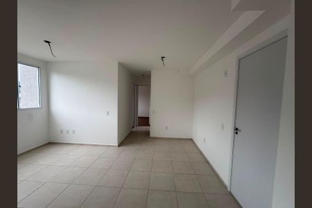 Sala de apartamento para alugar com 2 quartos, 46m² em Recreio dos Bandeirantes, Rio de Janeiro