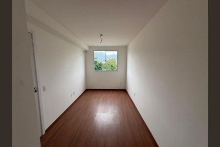 Quarto de apartamento para alugar com 2 quartos, 46m² em Recreio dos Bandeirantes, Rio de Janeiro