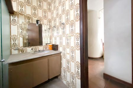 Casa para alugar com 5 quartos, 456m² em Barro Preto, Belo Horizonte
