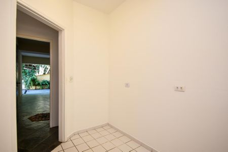 Casa para alugar com 680m², 6 quartos e 6 vagas Casa para alugar com 680m², 6 quartos e 6 vagascozinha casa sub solo