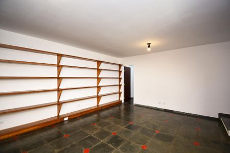 Casa para alugar com 680m², 6 quartos e 6 vagas Casa para alugar com 680m², 6 quartos e 6 vagassala casa sub solo