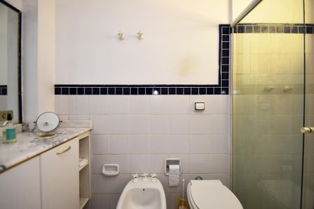 Casa para alugar com 680m², 6 quartos e 6 vagas Casa para alugar com 680m², 6 quartos e 6 vagasbanheiro Suite 4