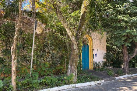 Casa para alugar com 680m², 6 quartos e 6 vagas Casa para alugar com 680m², 6 quartos e 6 vagasfachada da casa