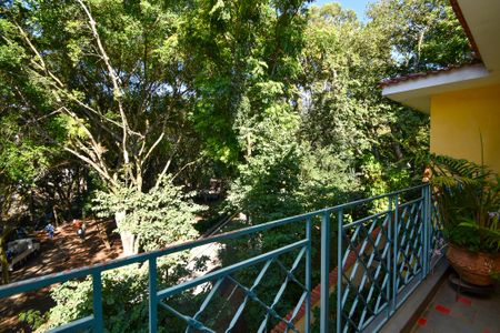 Casa para alugar com 680m², 6 quartos e 6 vagas Casa para alugar com 680m², 6 quartos e 6 vagasvaranda Suite 1