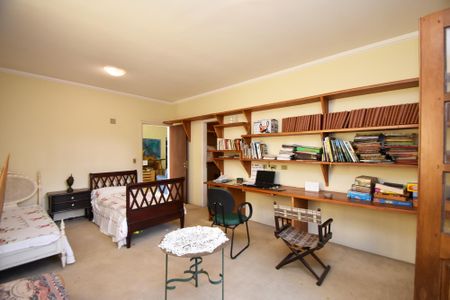 Casa para alugar com 680m², 6 quartos e 6 vagas Casa para alugar com 680m², 6 quartos e 6 vagasSuite 3