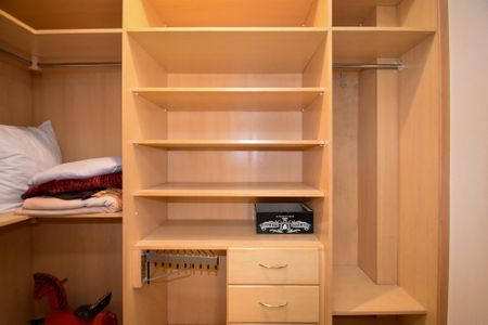 Casa para alugar com 680m², 6 quartos e 6 vagas Casa para alugar com 680m², 6 quartos e 6 vagascloset Suite 3