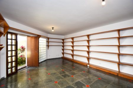 Casa para alugar com 680m², 6 quartos e 6 vagas Casa para alugar com 680m², 6 quartos e 6 vagassala casa sub solo