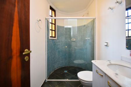 Casa para alugar com 680m², 6 quartos e 6 vagas Casa para alugar com 680m², 6 quartos e 6 vagasbanheiro suite 5 casa sub solo