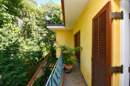 Casa para alugar com 680m², 6 quartos e 6 vagas Casa para alugar com 680m², 6 quartos e 6 vagasvaranda Suite 1