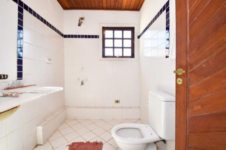 Casa para alugar com 680m², 6 quartos e 6 vagas Casa para alugar com 680m², 6 quartos e 6 vagasbanheiro sala de estar 3